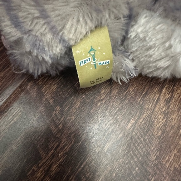 First & Main Kit Kat 7” Sitting Grey Tabby Cat Bean Bag Plush NWT - Picture 4 of 4